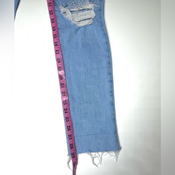 Paige Women's Skyline Ankle Peg Light Blue Distressed Jeans Size- 29 - Picture 4 of 11